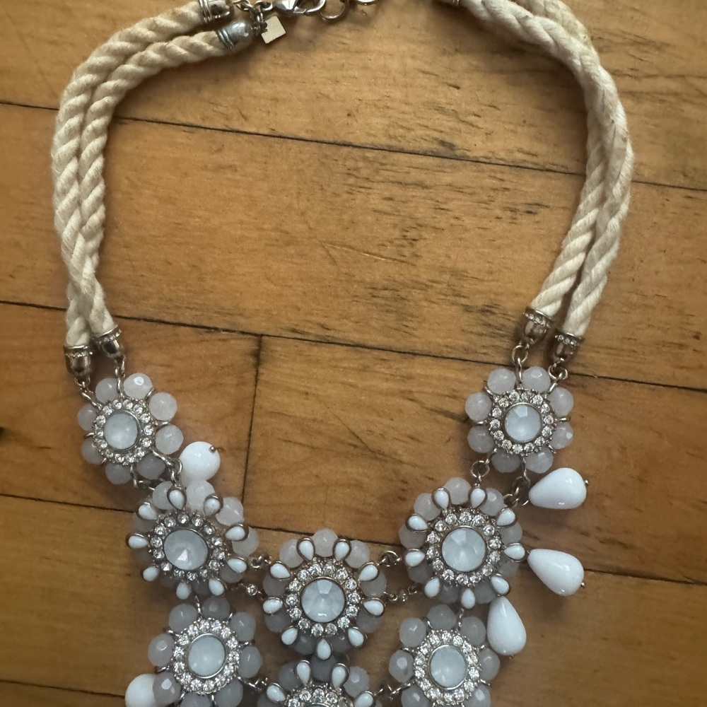Banana Republic Cream and White Floral Necklace